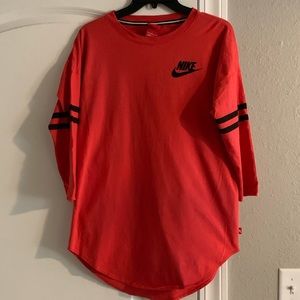 Nike 3/4 Sleeve Shirt
